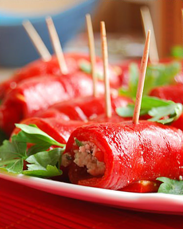 Bir Kadına Nasıl Yemek Pişirirsiniz?