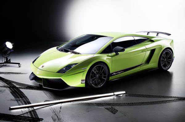 Tarihin En Seksi 16 Otomobili