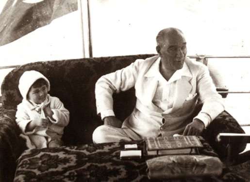 Sir HotStyle: Atatürk, Stiliyle de Lider...