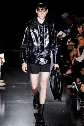 Sir HotStyle: Deri Alarmı - Deri Ceketler