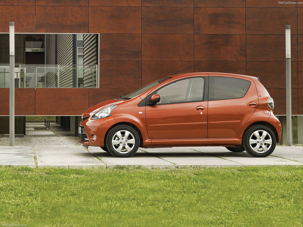 İlk Şehir Otomobilleri