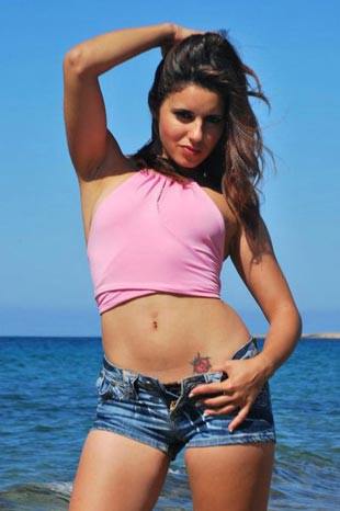 Kıbrısı karıştıran seksi öğretmen skandalı