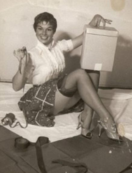 Gil Elvgren'ın photoshoplu kareleri