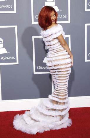 Transparan Rihanna!