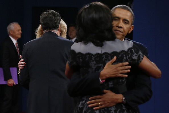 Başkanlık, aşk, zafer, sarılma