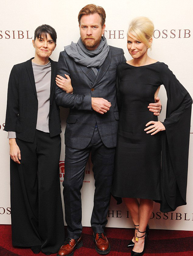 Büyüleyici Naomi Watts