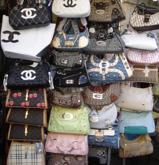 Yılbaşında ona sakın bu hediyeleri almayın!