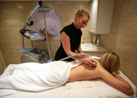 Yılbaşında ona sakın bu hediyeleri almayın!