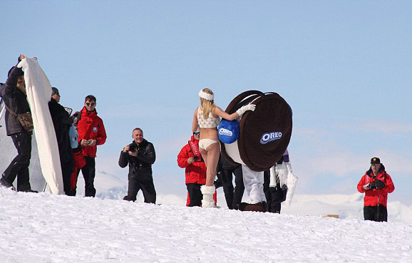 Kate Upton'dan bunu beklemezdik...