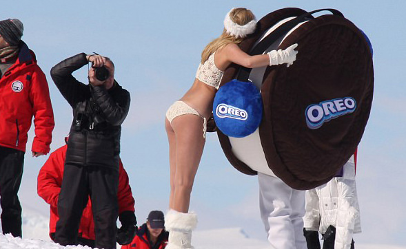 Kate Upton'dan bunu beklemezdik...