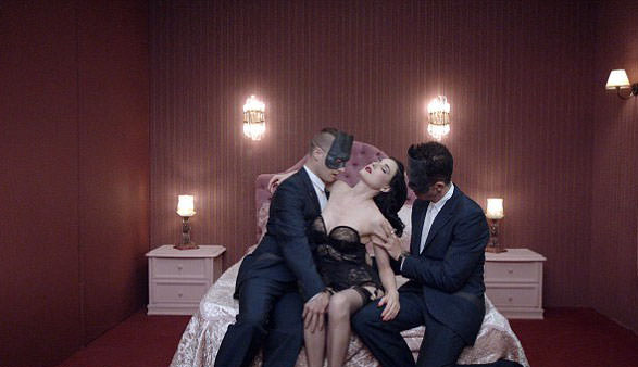 Dita'yı izlemek mi, dinlemek mi ?