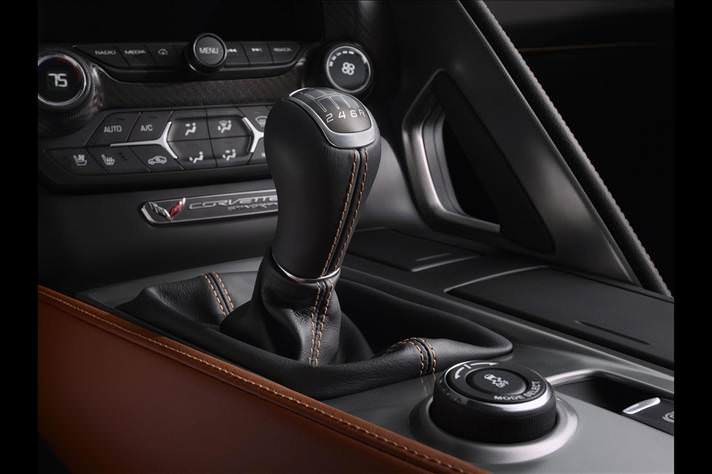 Corvette Stingray'in dönüşü muhteşem oldu