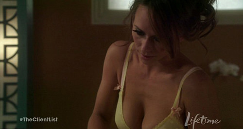 Çırılçıplak olmaya hazırlanıyor!