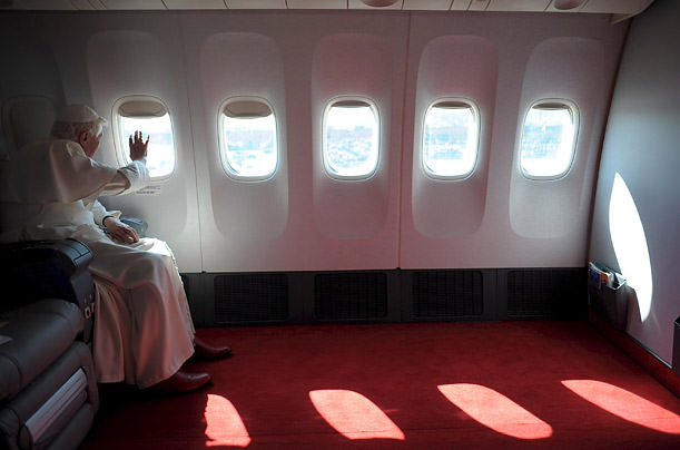 Papalar da istifa eder