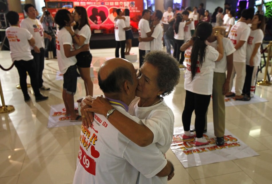 En uzun öpüşme rekoru