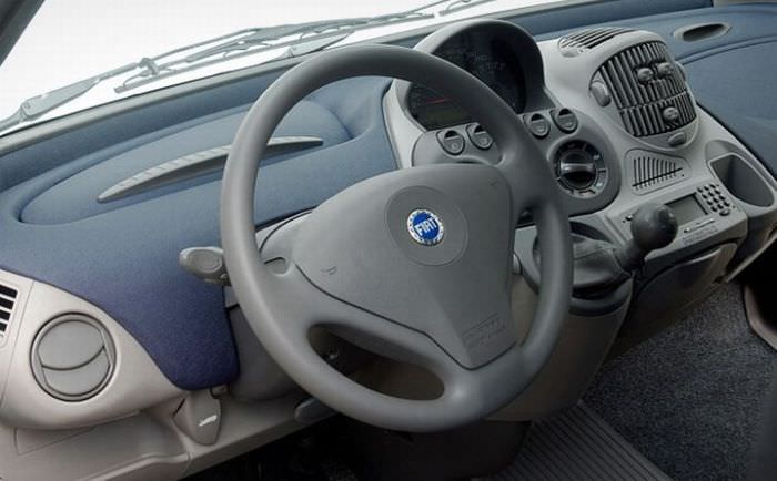 En çirkin otomobiller