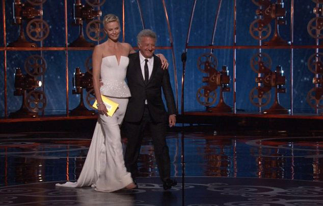 Charlize Theron Oscar Ödül Töreninde