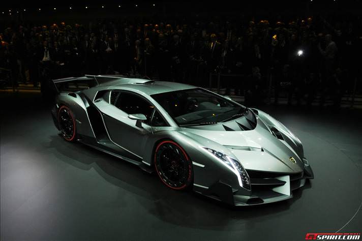 Lamborghini Veneno tanıtıldı