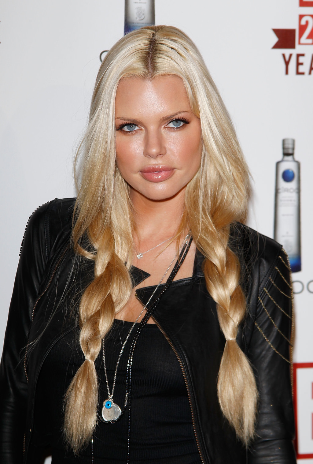 Trafiği felç eden kadın: Sophie Monk