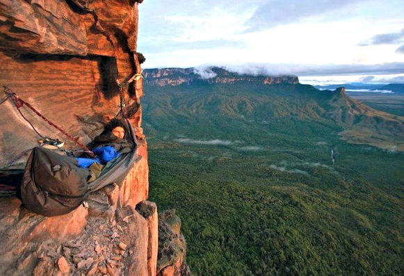 Sallanmak isteyeceğin muhteşem hamaklar