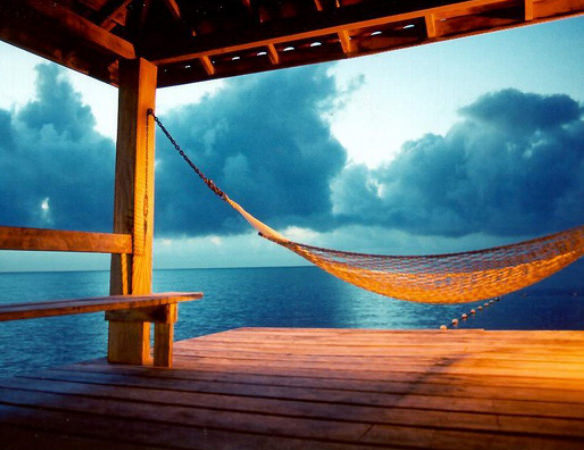 Sallanmak isteyeceğin muhteşem hamaklar