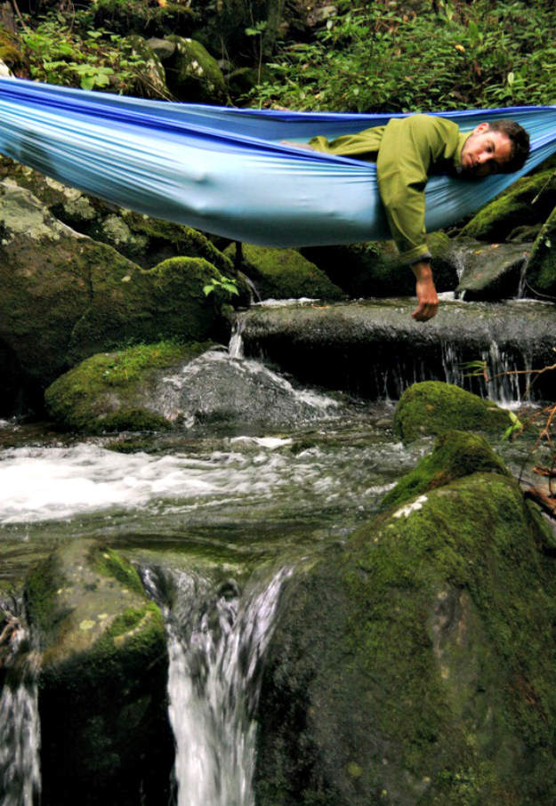 Sallanmak isteyeceğin muhteşem hamaklar