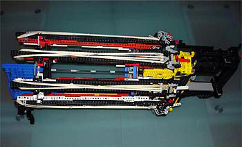 Lego ile yapılmış  çok gelişmiş makineler