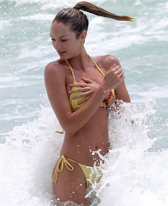 Candice Swanepoel sezonu açtı!