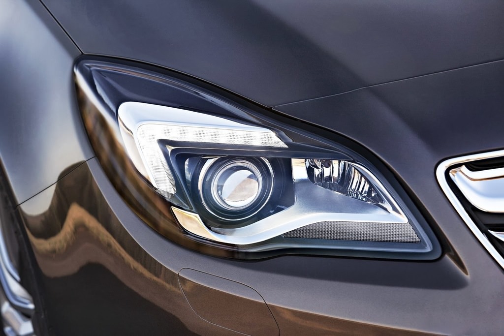 Makyajlı Opel Insignia eylülde Türkiye'de