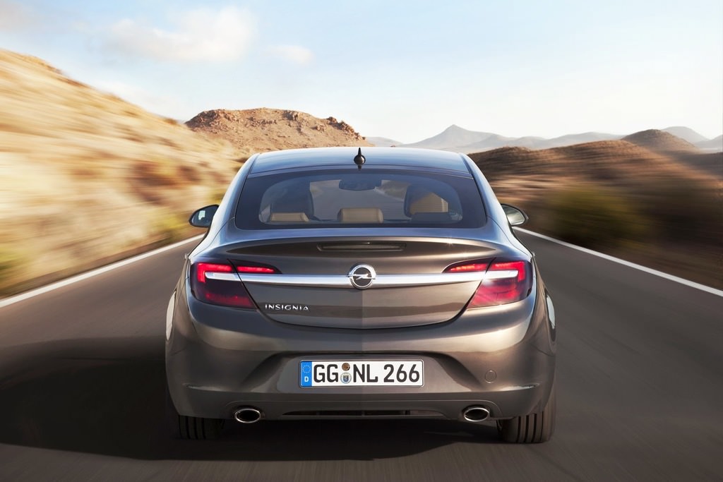 Makyajlı Opel Insignia eylülde Türkiye'de
