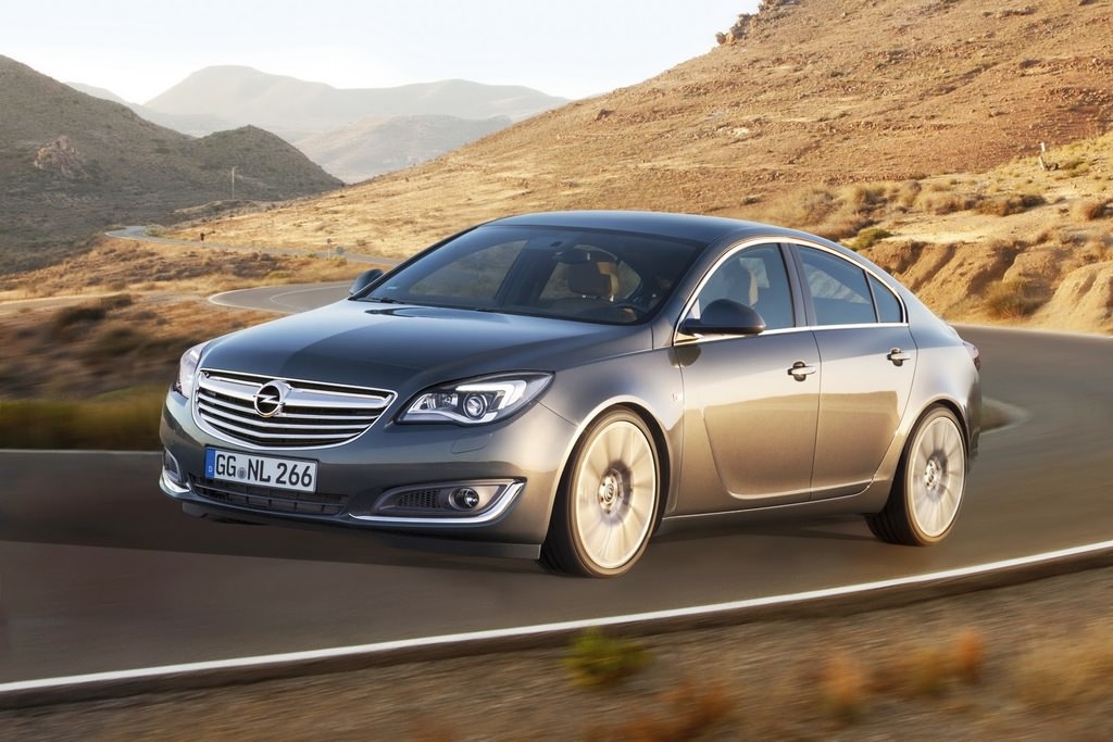 Makyajlı Opel Insignia eylülde Türkiye'de