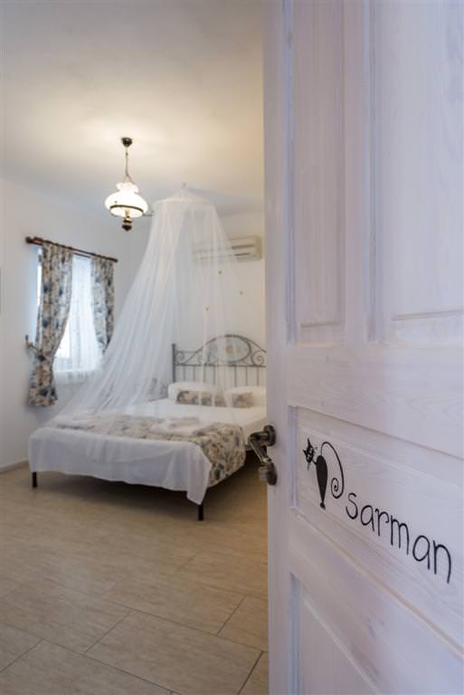 Alaçatı’da Bir Güzel Butik Otel : Kedili Ev