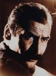 Tuncel Kurtiz Fotoğrafları