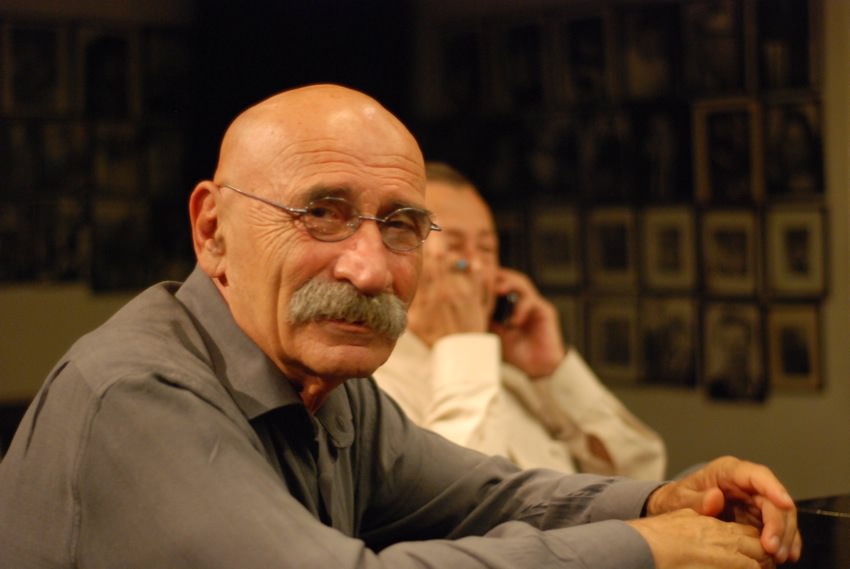 Tuncel Kurtiz Fotoğrafları