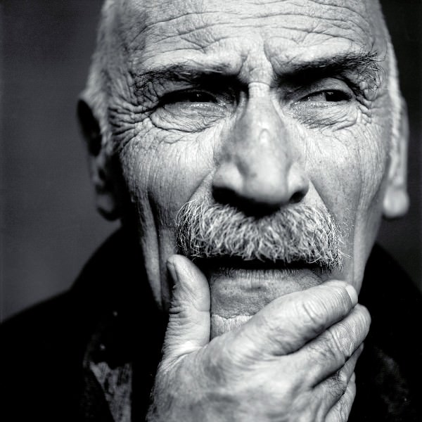 Tuncel Kurtiz Fotoğrafları