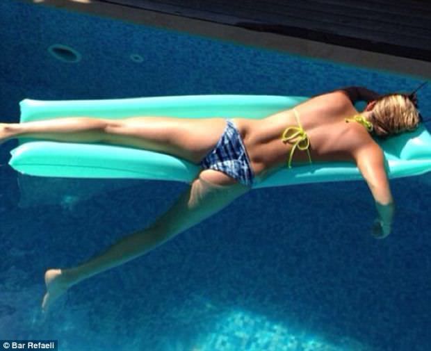 Bar Refaeli instagram bağımlısı