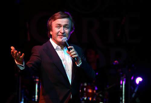 Hangi ünlü hangi takımı tutuyor?