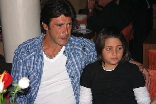 Hangi ünlü hangi takımı tutuyor?