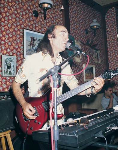 Hangi ünlü hangi takımı tutuyor?