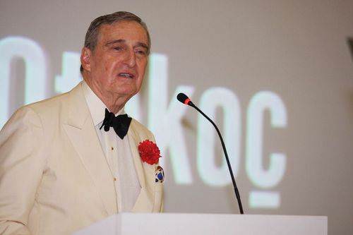 Hangi ünlü hangi takımı tutuyor?