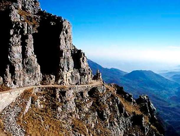 Dünyanın en tehlikeli 10 yolu