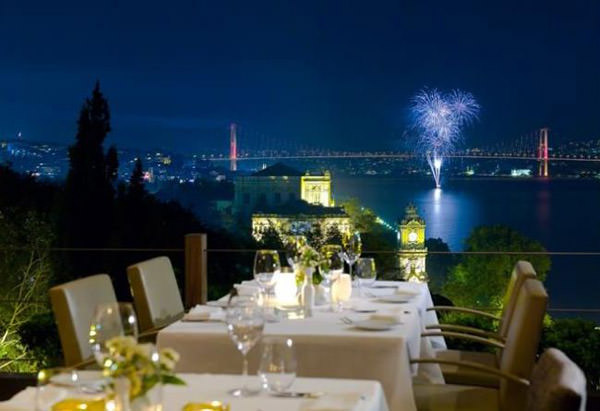 Sevgililer günü için en romantik mekanlar