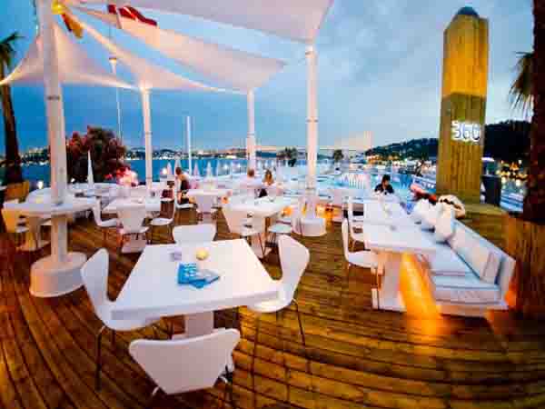 Sevgililer günü için en romantik mekanlar