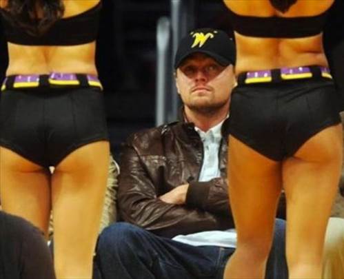 Ünlüler ve ponpon kızlar