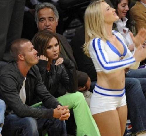 Ünlüler ve ponpon kızlar