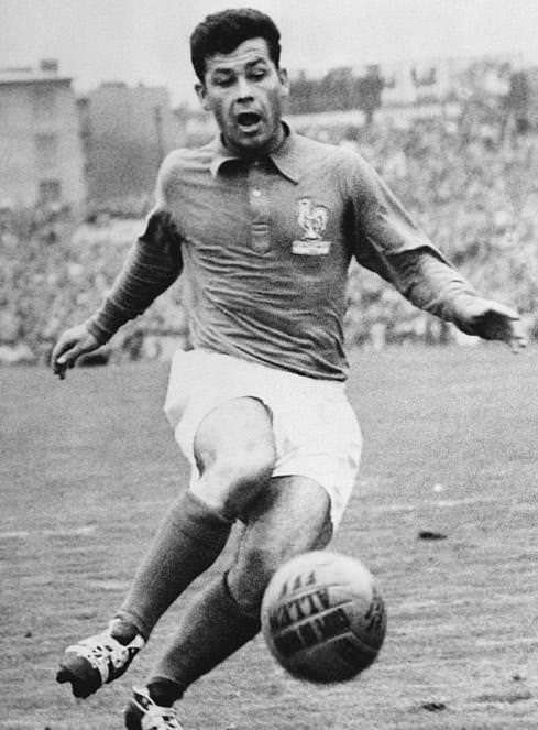 Futbol tarihinin en iyi santraforları