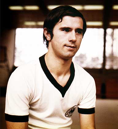 Futbol tarihinin en iyi santraforları