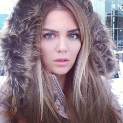 Müge Üzel resimleri