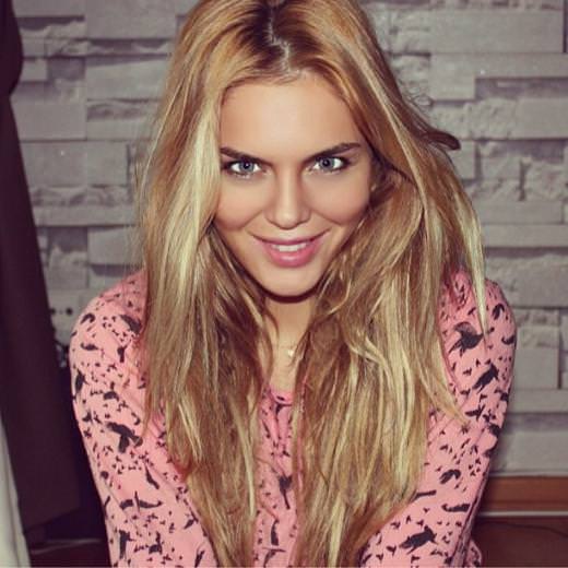 Müge Üzel resimleri