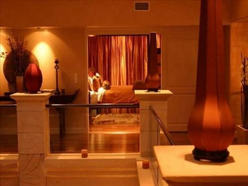 Yıldız futbolcuların dudak uçuklatan evleri